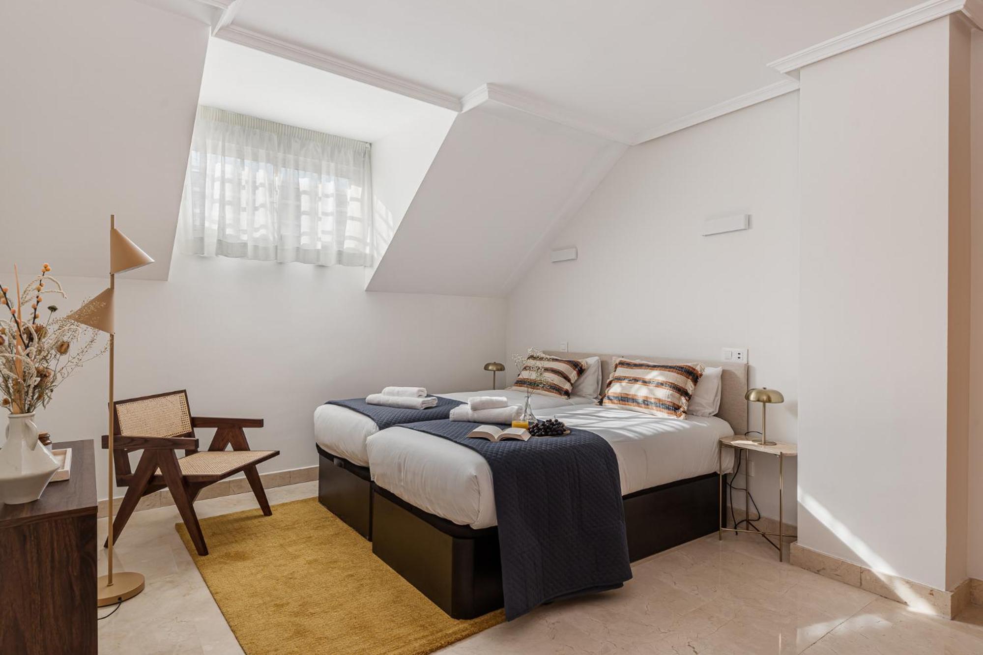 Apartamento Waou Gran Via Attic - Corta Duracion Madrid Exterior foto
