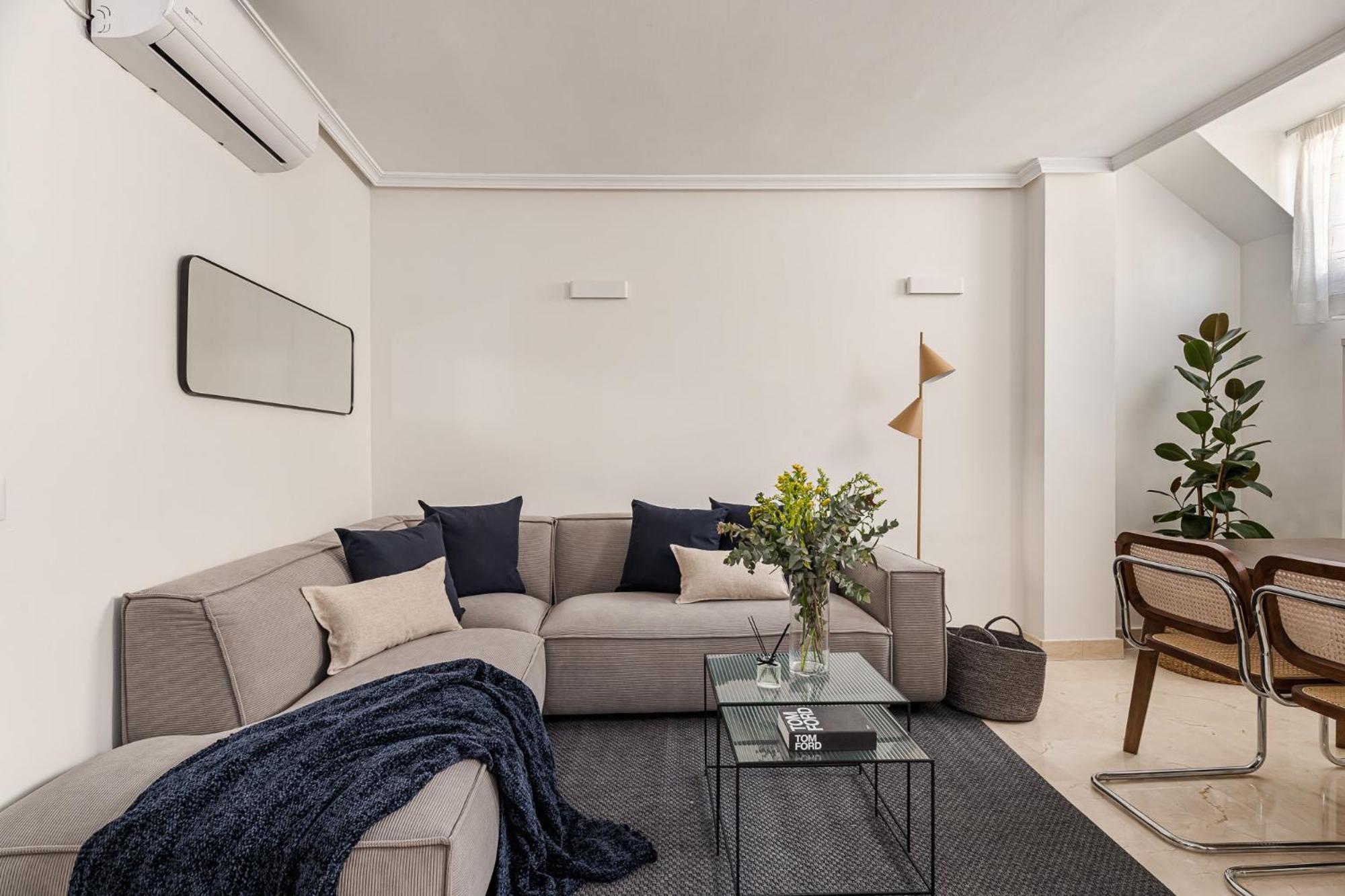Apartamento Waou Gran Via Attic - Corta Duracion Madrid Exterior foto